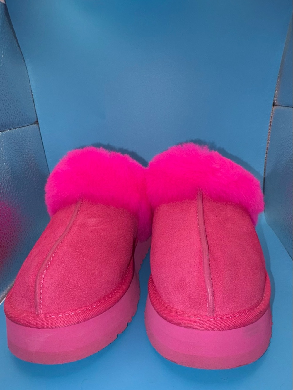 UGG Disquette slippers in Taffy Pink